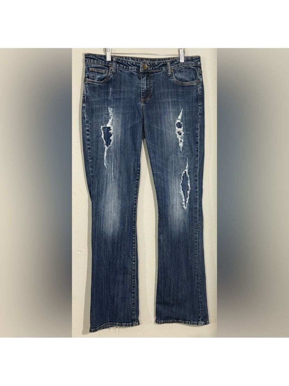 Kut from the Kloth Distressed Bootcut Jeans Sz12 KP696MH6